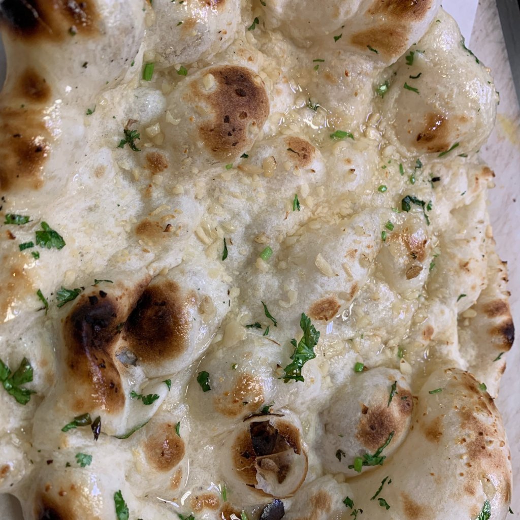 Garlic Naan (Tandoori) - Catering Trays